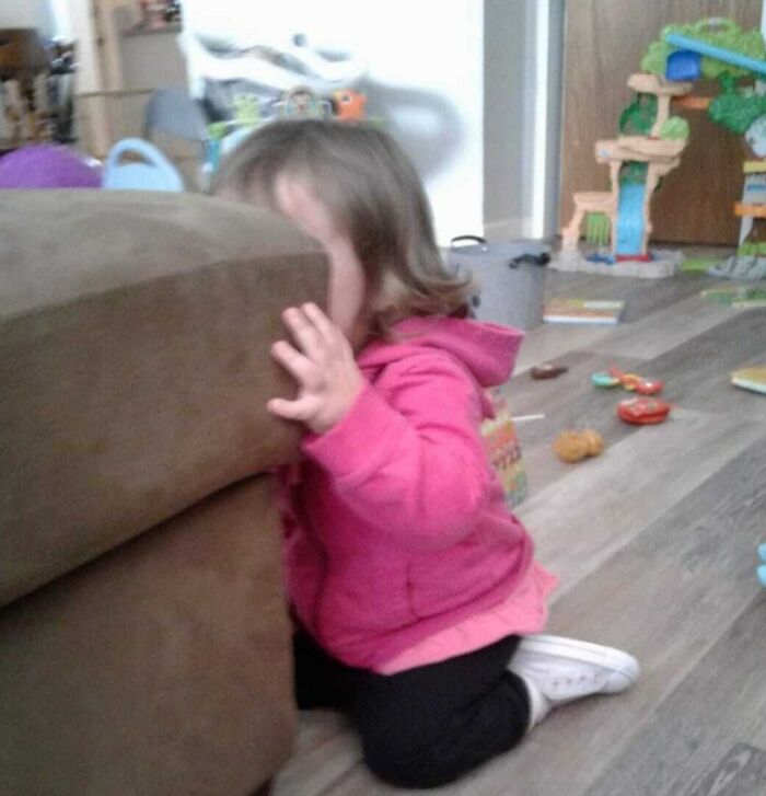 “Why My Kid Is Crying”: 49 Hilariously Stupid Parenting Stories Shared On This Facebook Page