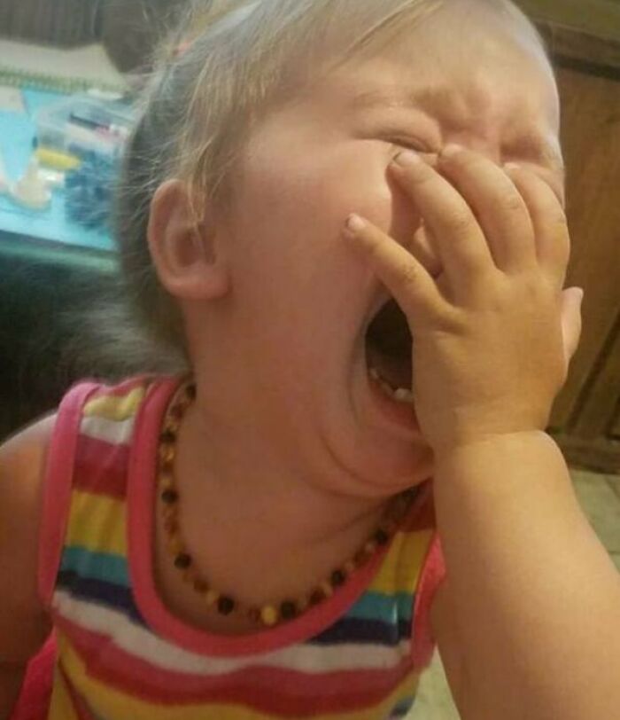 “Why My Kid Is Crying”: 49 Hilariously Stupid Parenting Stories Shared On This Facebook Page