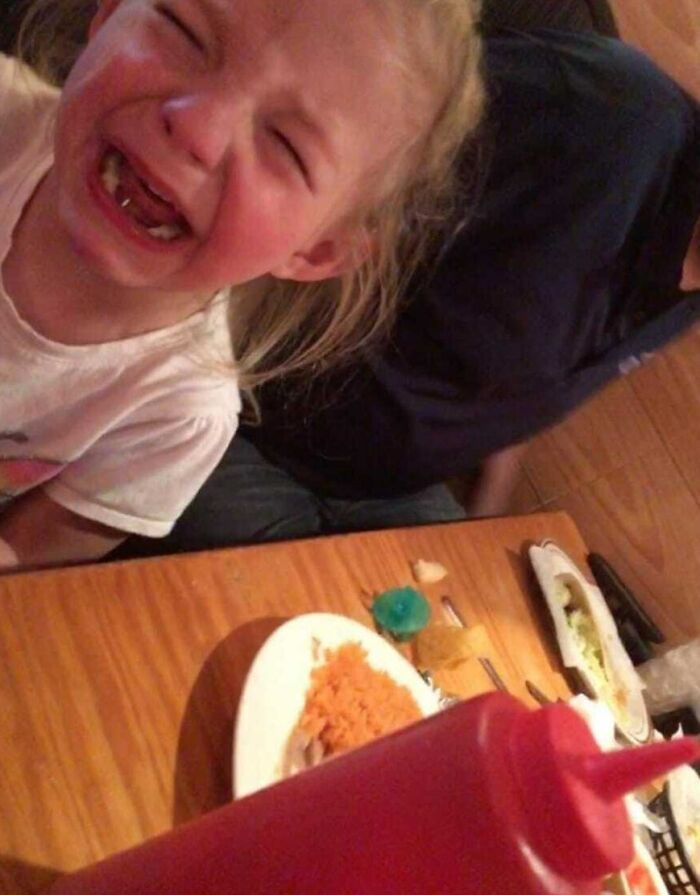 “Why My Kid Is Crying”: 49 Hilariously Stupid Parenting Stories Shared On This Facebook Page
