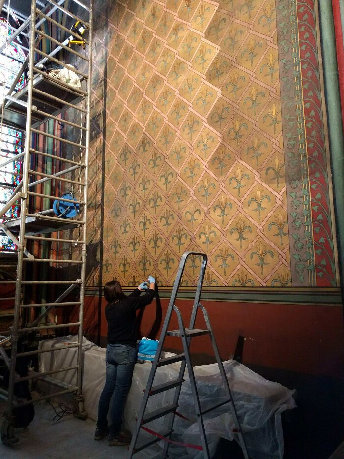 Restauración de un muro de Notre-Dame de París
