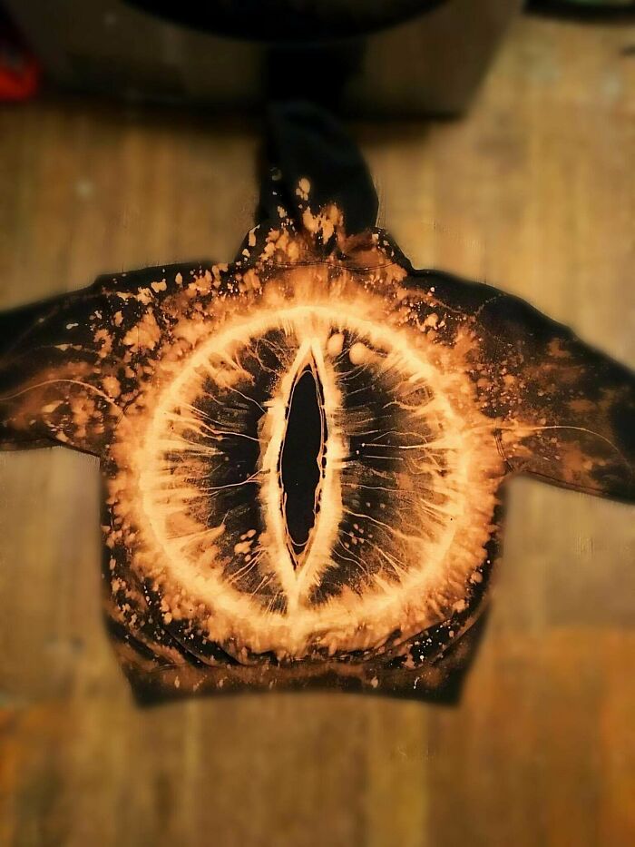  El Señor de los Anillos/El ojo de Sauron ¡Un abrigo con capucha pintada con cloro por mí! 