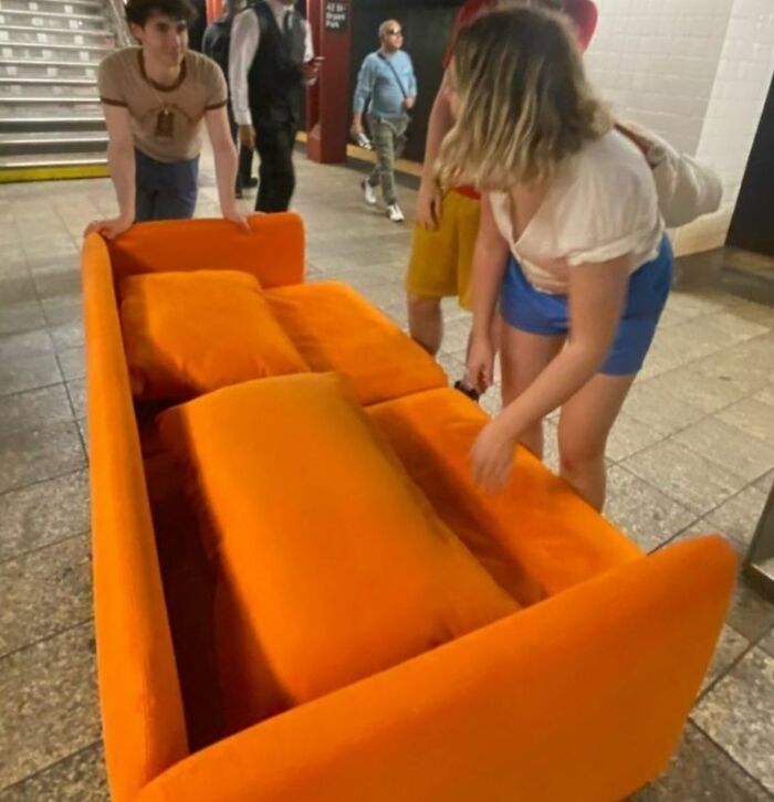 Mi parte favorita de esto es que ocurrió en Times Square. 😂 ¡No todos los héroes llevan capa!