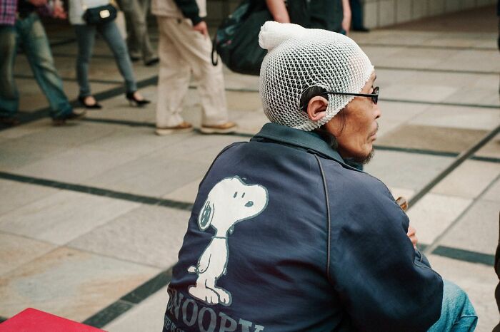 40 New Photos That Show What Daily Life In Japan Looks Like By Photographer Shin Noguchi