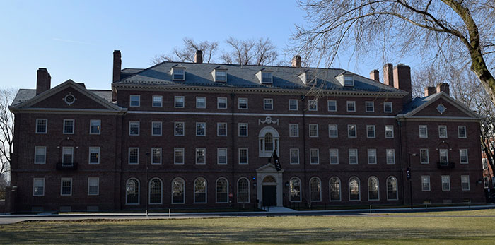 Nacida en la cárcel, ahora estudiará Derecho en Harvard: La inspiradora historia de Sky Castner