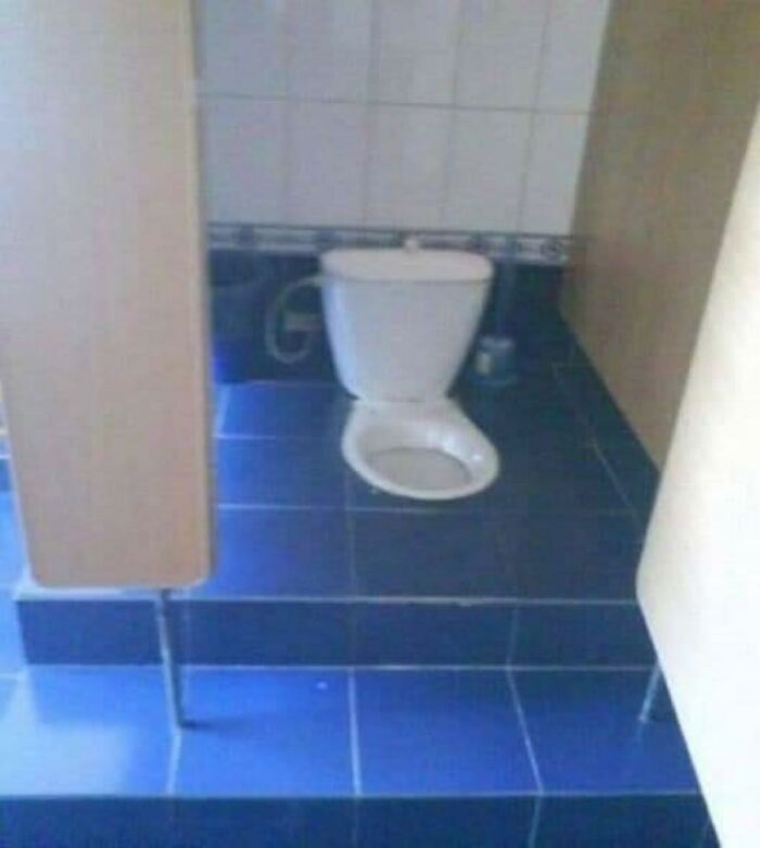 50 Unfortunate Construction Fails That Are Terrifying But Hilarious