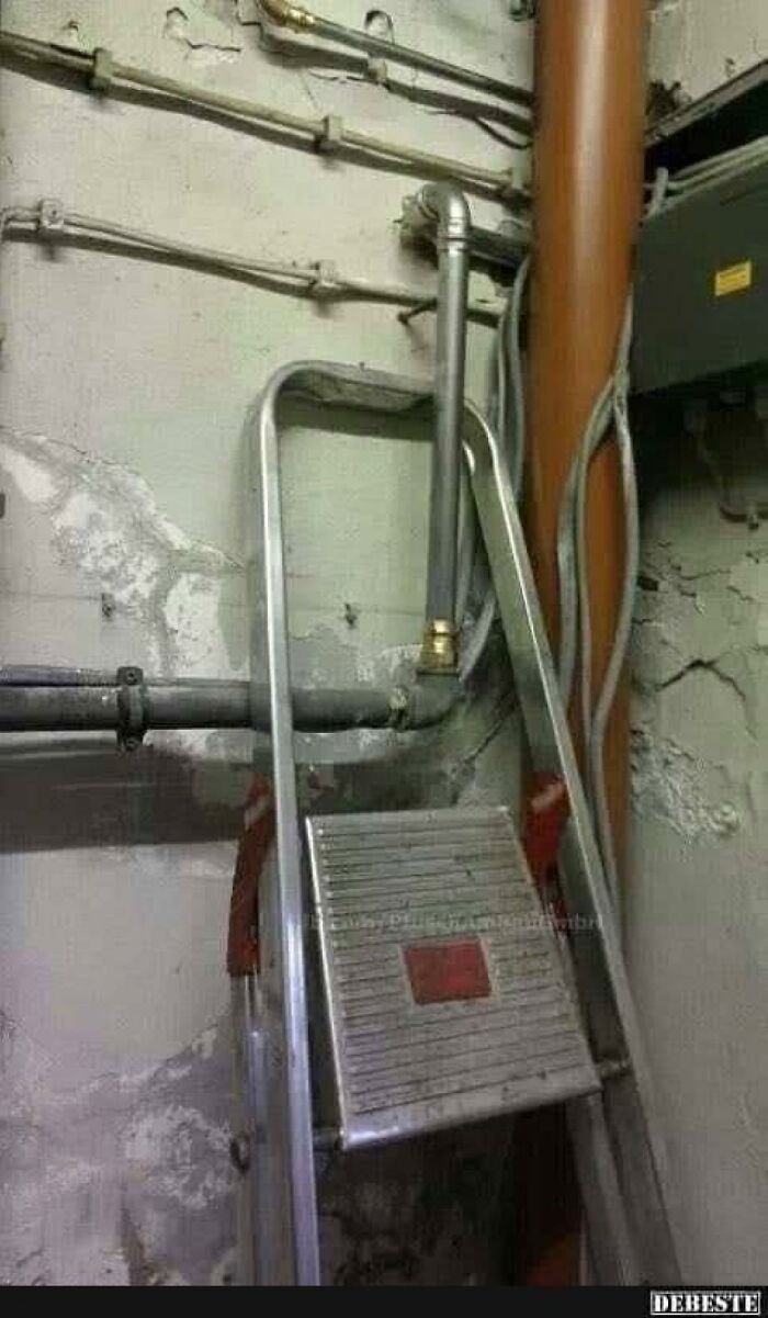 50 Unfortunate Construction Fails That Are Terrifying But Hilarious