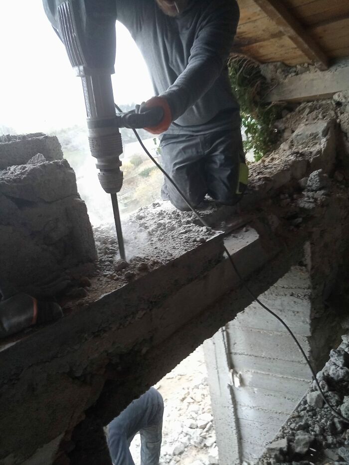 50 Unfortunate Construction Fails That Are Terrifying But Hilarious