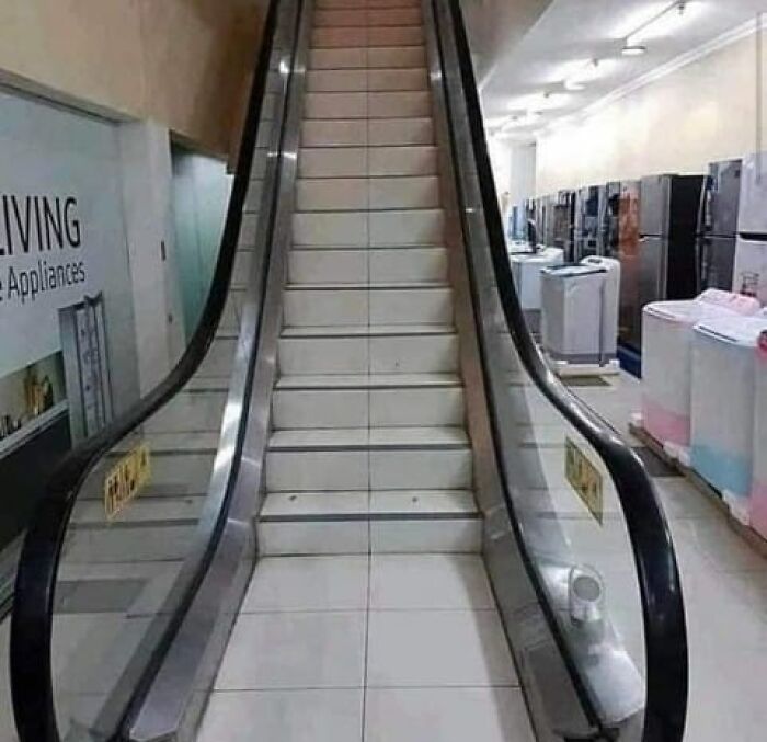50 Unfortunate Construction Fails That Are Terrifying But Hilarious