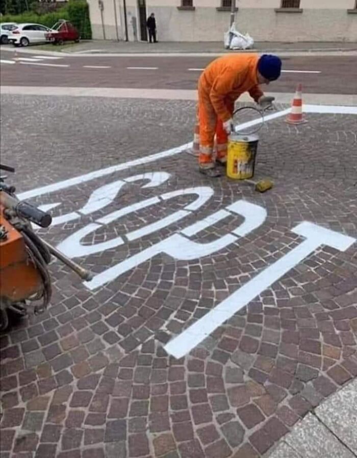 50 Unfortunate Construction Fails That Are Terrifying But Hilarious