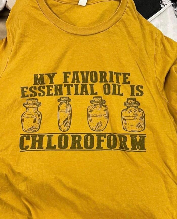 50 Questionable Yet Funny Shirts Spotted In Public, As Shared By The "Good Shirts" Instagram Account (New Pics)