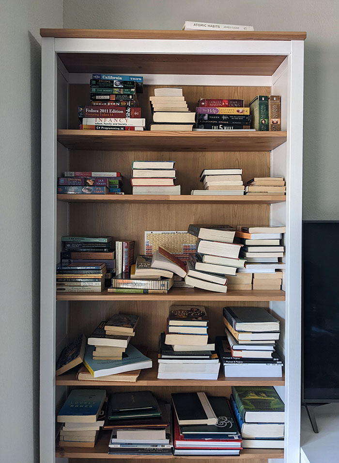 La forma en que mi marido desempaquetó las cajas de libros