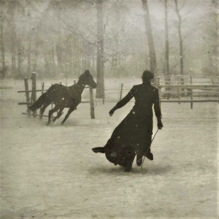 Mujer y caballo, Félix Thiollier, 1899