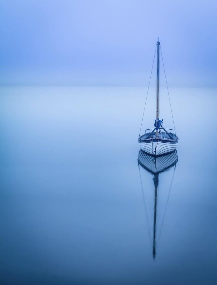 Niebla azul