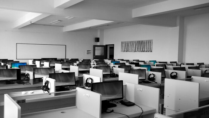 25 Maneras muy profesionales de mandar al carajo a alguien en el trabajo