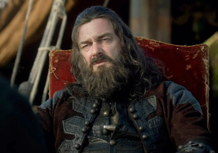 La gente en Internet expresa sus condolencias por la muerte del querido actor Ray Stevenson, fallecido a los 58 a
