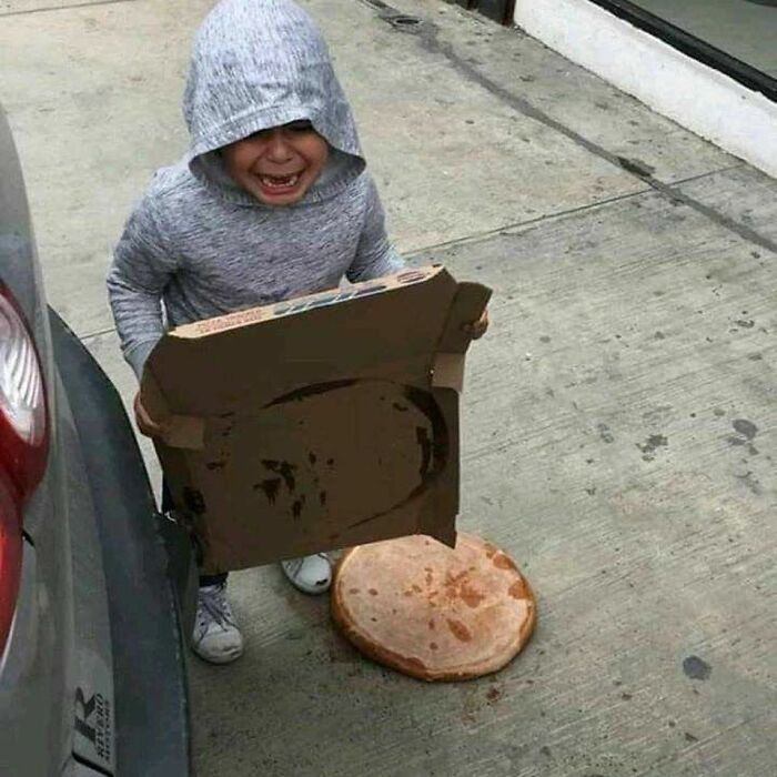 50 Unsettling Posts From This Instagram Account Dedicated To Sharing Cursed And Weird Pics
