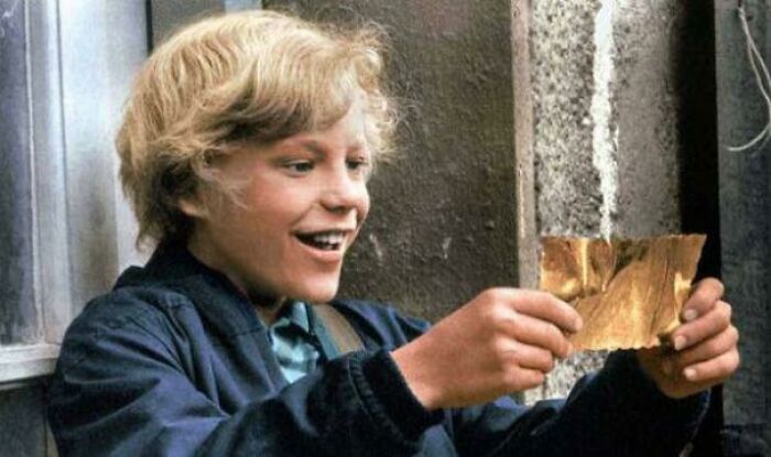 En Willy Wonka y la Fábrica de Chocolate (1971), los niños son castigados por sus pecados: Augustus es hervido por su glotonería, Violet explota por su orgullo, Verruca se ensucia por su avaricia, Mike se encoge por su arrogancia, y Charlie es gravado con impuestos y multas por ser pobre