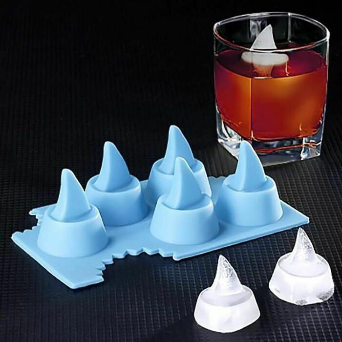Bandeja para hielo de aleta de tiburón