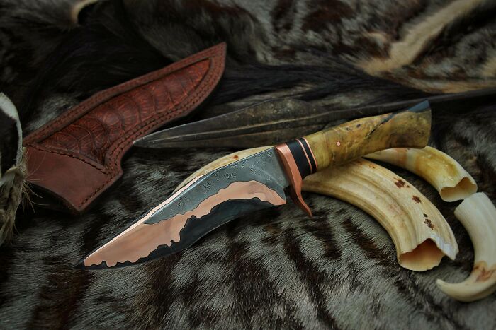 Soy un joven herrero sudafricano y he fabricado este cuchillo al que he llamado "Puesta de sol Africana"