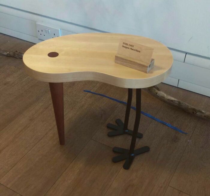 Esta mesa pájaro me parece encantadora