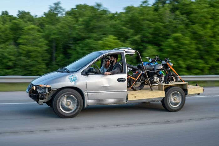 No podía permitirme una camioneta, así que...