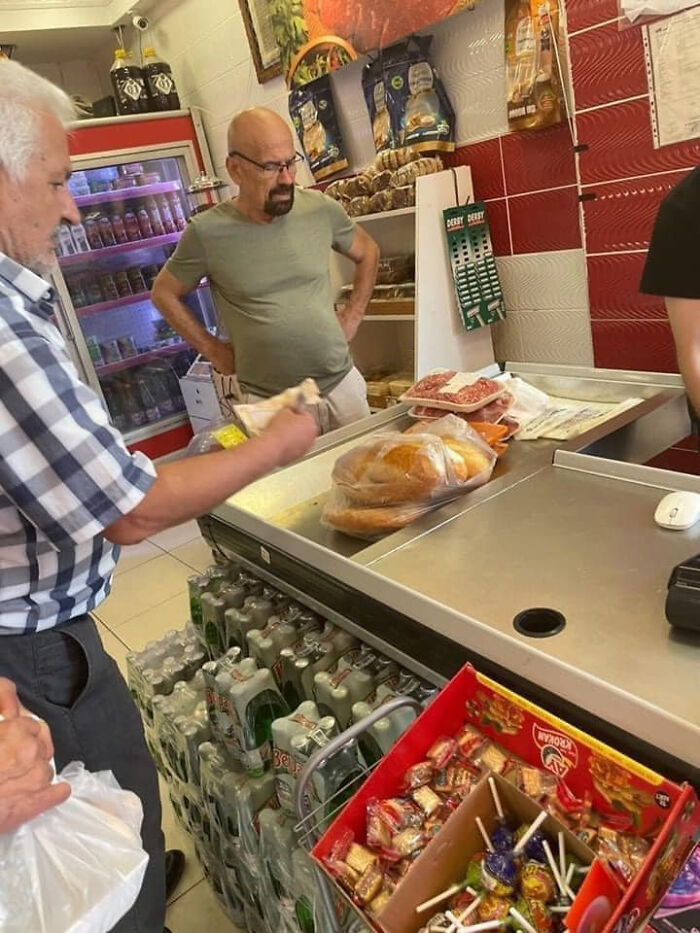 Bryan Cranston en la tienda