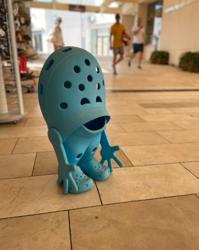 This Instagram Account Collects The Most “Cursed Images” On The Internet, And Here Are 45 Of The Best Of The Worst Ones (New Pics)
