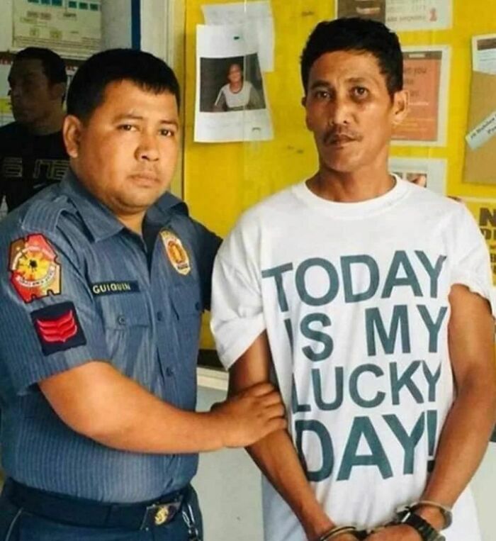 30 Unhinged T-Shirts That People Just Had To Take A Pic Of, As Shared On This Instagram Page