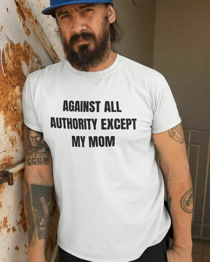 30 Unhinged T-Shirts That People Just Had To Take A Pic Of, As Shared On This Instagram Page