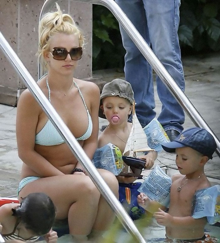 El exmarido y el hijo de Britney Spears aparentemente la acusaron de tomar drogas duras y ella les respondió con un desgarrador mensaje