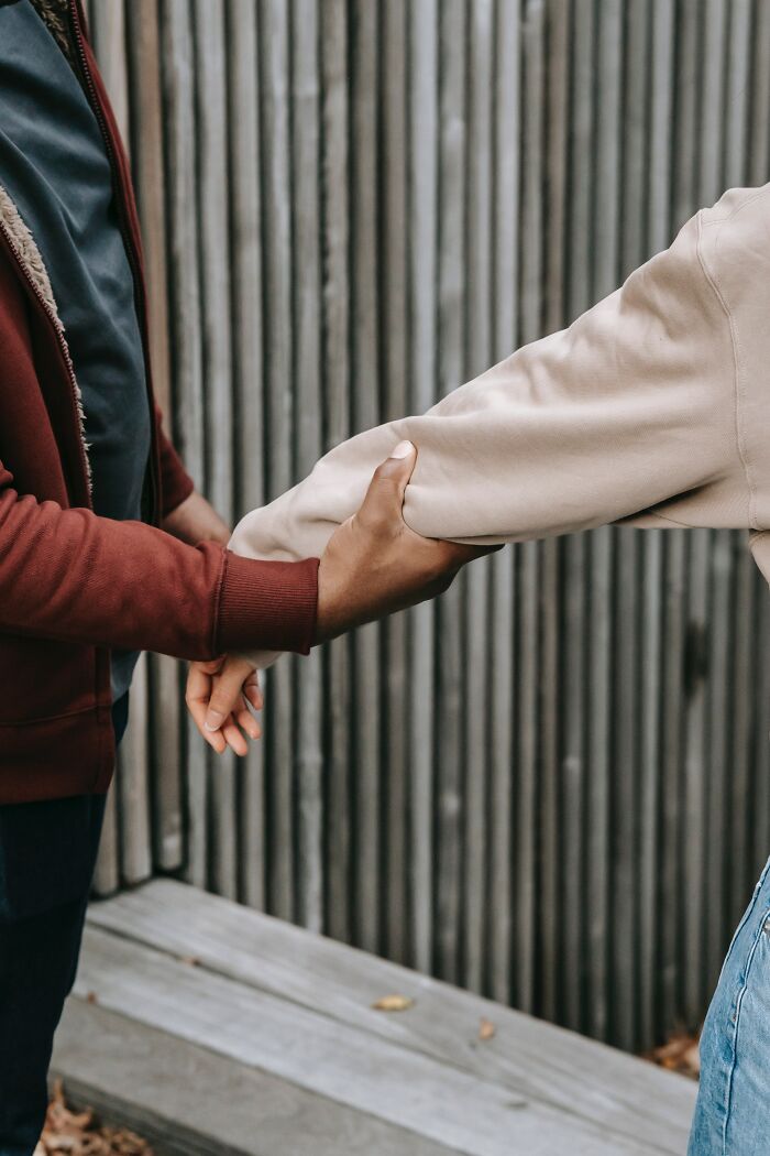 20 Señales de alerta que no se pueden ignorar en pareja, sin importar las cualidades positivas
