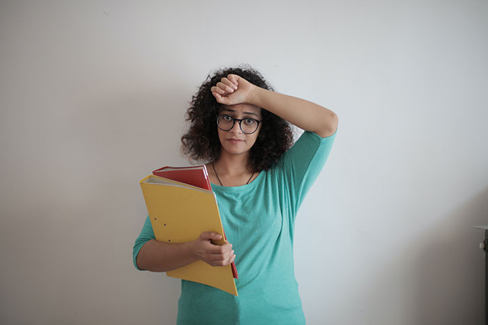 10 Insultos educados pero tajantes que usar en la oficina sin perder tu trabajo
