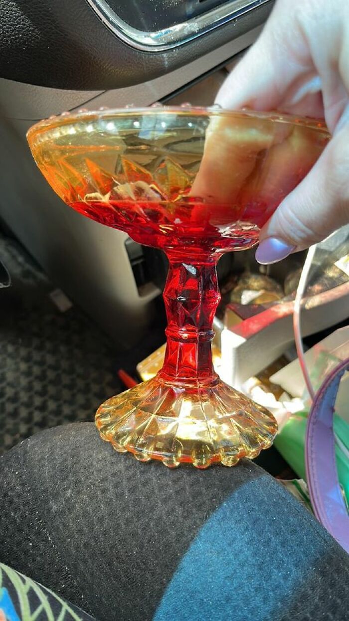 This Group Is The Home For All Of The Weirdest Secondhand Finds People Come Across, And Here Are 40 Of The Most Spectacular