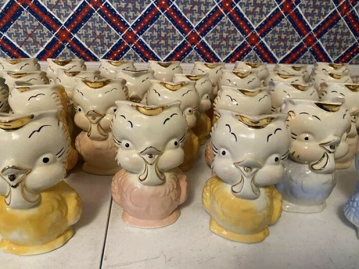 This Group Is The Home For All Of The Weirdest Secondhand Finds People Come Across, And Here Are 40 Of The Most Spectacular
