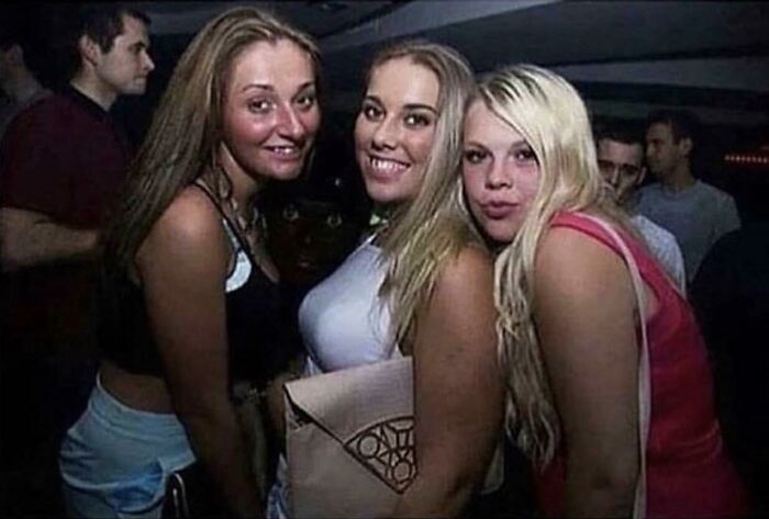 30 Photos That Look Normal At First Glance But Become Hilarious When You Catch The Small Details