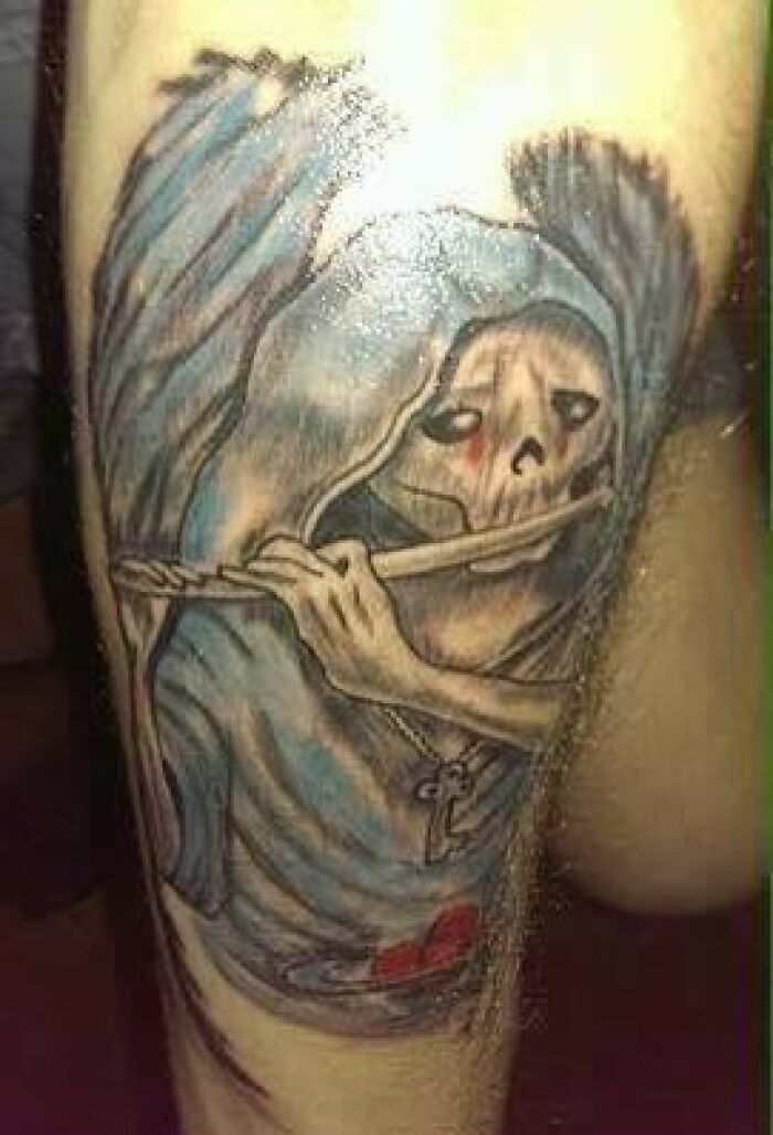 “Tattoo Fails”: 35 Times People Didn’t Even Realize How Much Their Tattoos Sucked