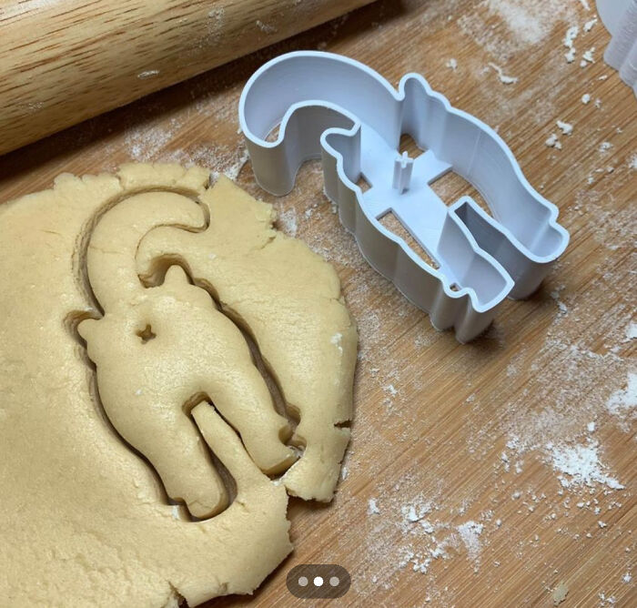 Molde para galletas en forma de gato enseñando el trasero