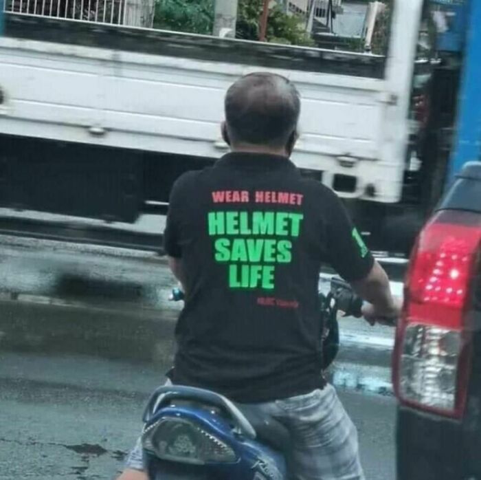 50 Times People Spotted The Most ‘Cursed Shirts’ In The Wild And Had To Share Them Online