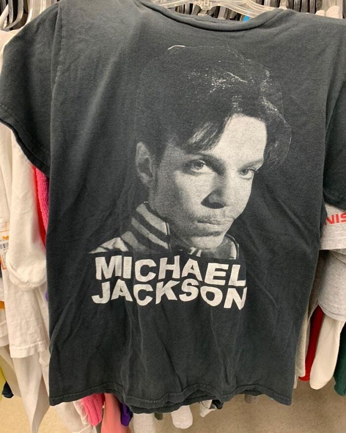 50 Times People Spotted The Most ‘Cursed Shirts’ In The Wild And Had To Share Them Online