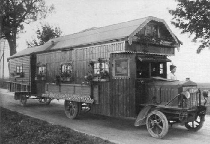 Casa motorizada en 1922