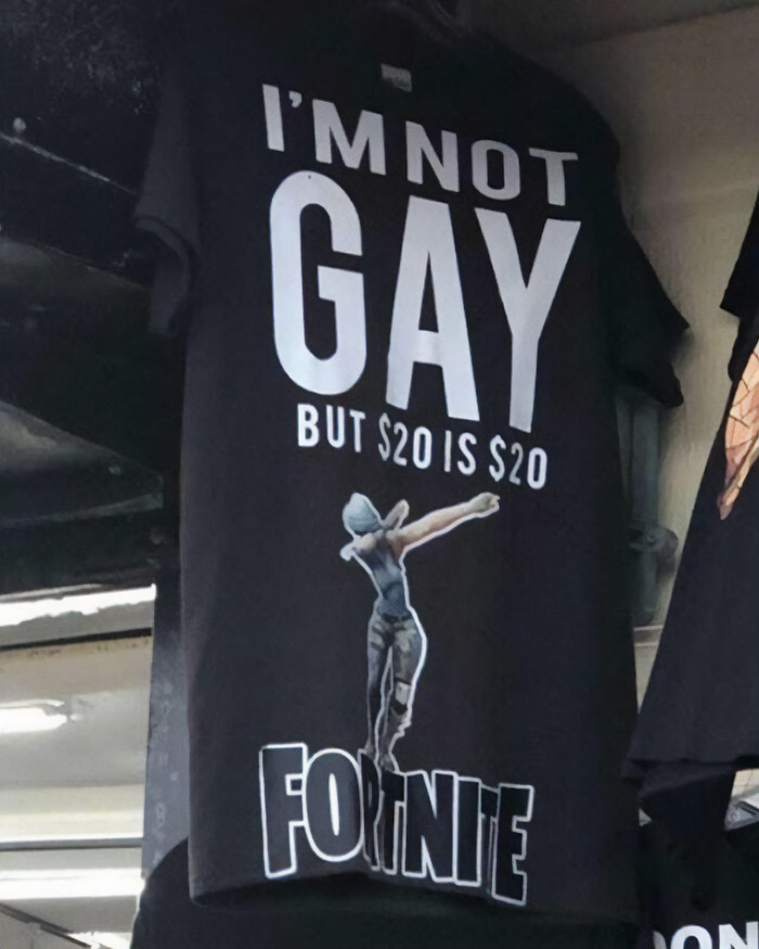 50 Times People Spotted The Most ‘Cursed Shirts’ In The Wild And Had To Share Them Online