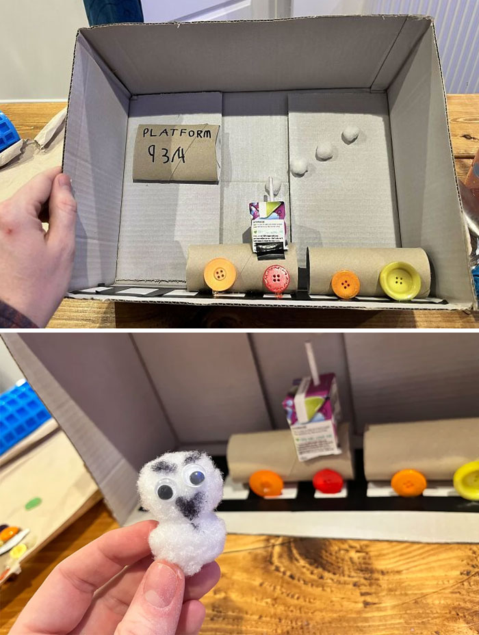 Una hora antes de irse a la cama, mi hijo me dijo que necesitaba una miniatura de cartón de su libro favorito, para llevar mañana al cole. Me ha salido clavado, sobre todo Hedwig.