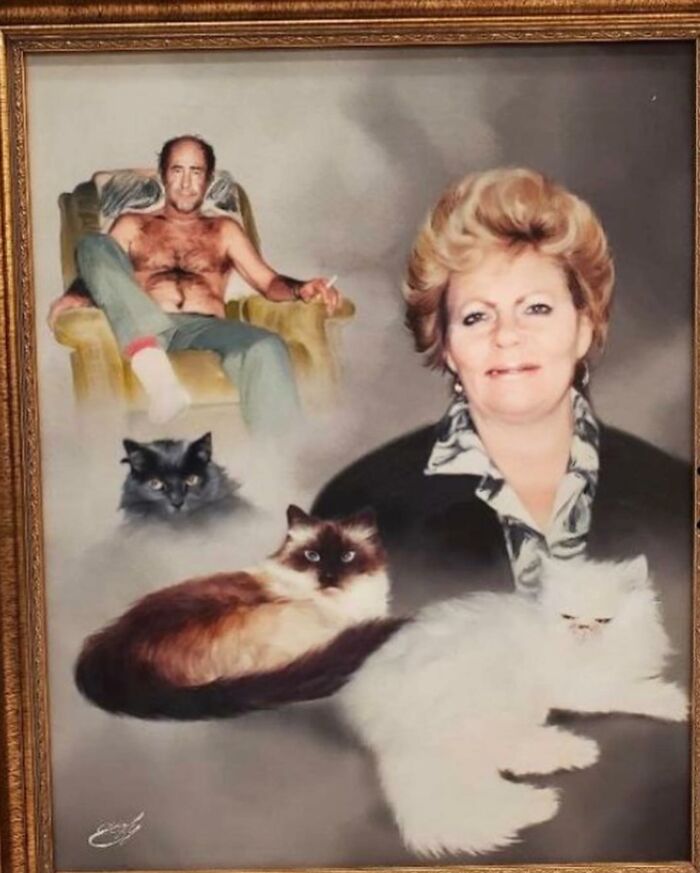 35 Times People Were ‘Lucky’ To Find These Gems While Thrifting That Were Too Bad Not To Share (New Pics)