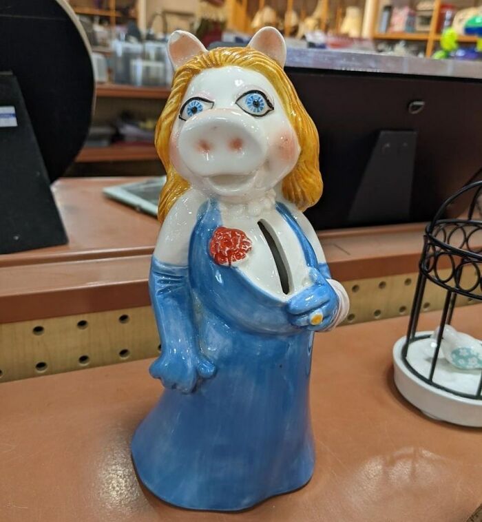 35 Times People Were ‘Lucky’ To Find These Gems While Thrifting That Were Too Bad Not To Share (New Pics)