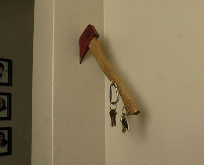 30 Of The Cringiest Home Decor DIYs That Were All The Rage On 2010s Pinterest