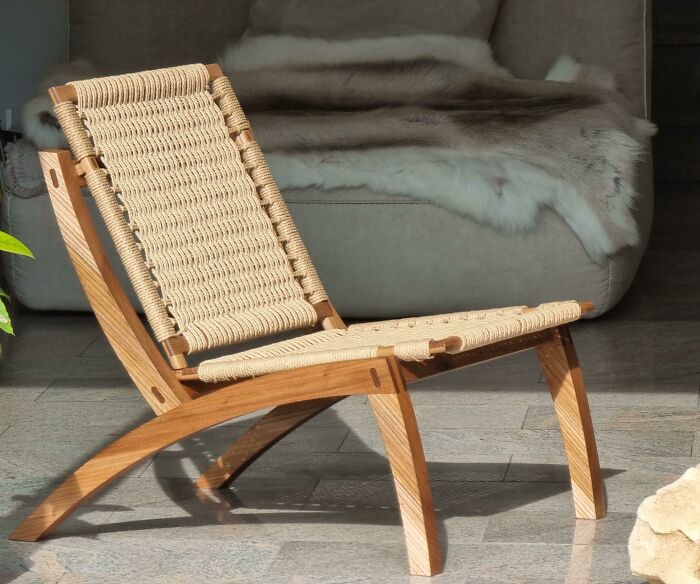 Mi primera silla, me llevó 10 meses. Hecha con olmo