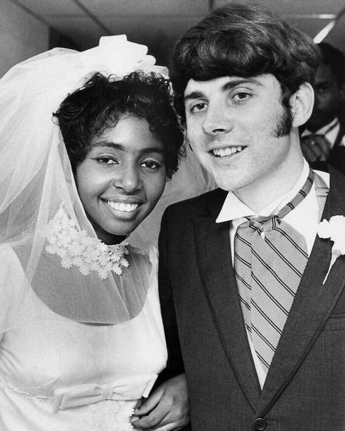 50 Incredible History Moments That Were Caught On Camera Decades Ago