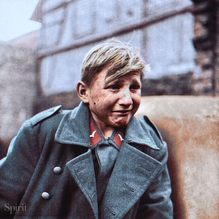 50 Incredible History Moments That Were Caught On Camera Decades Ago