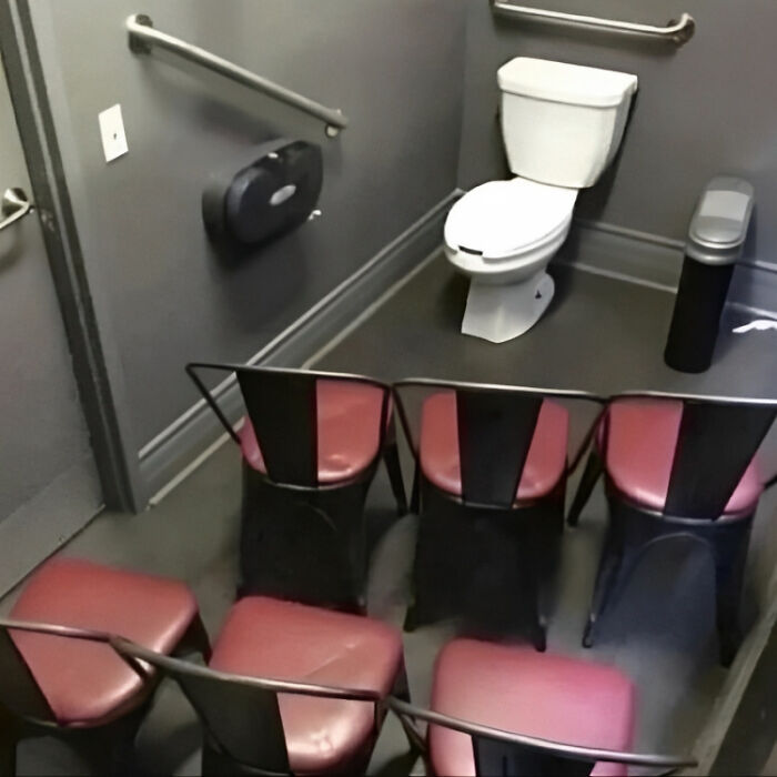 30 Pics That Raise More Questions Than Answers, Posted By "Images That Need More Context"