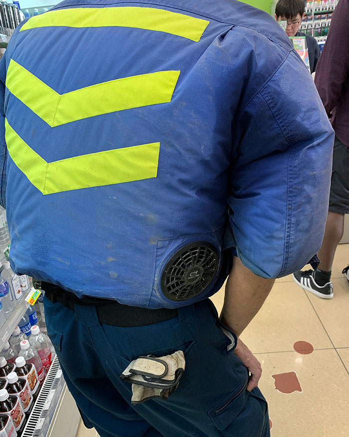 Chaquetas de trabajo con aire acondicionado para albañiles en Japón